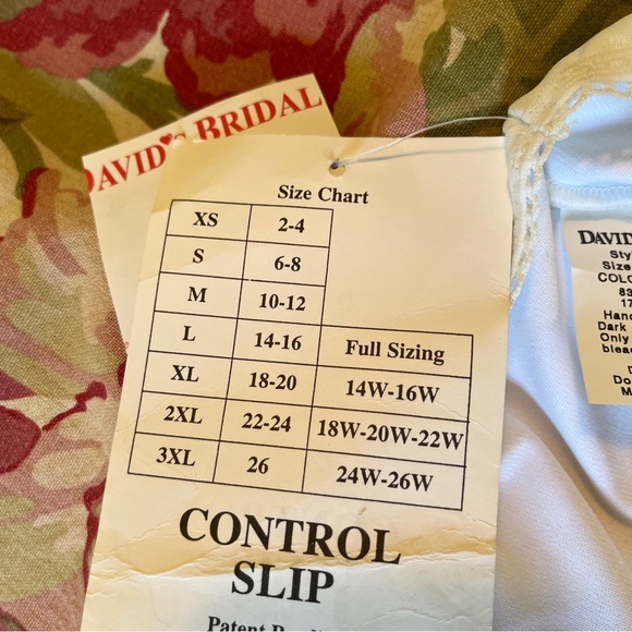 DAVIDS BRIDAL Size XL 18/20 White Control Slip Long Tulip Slit Slimming $94 NWT - Picture 9 of 12